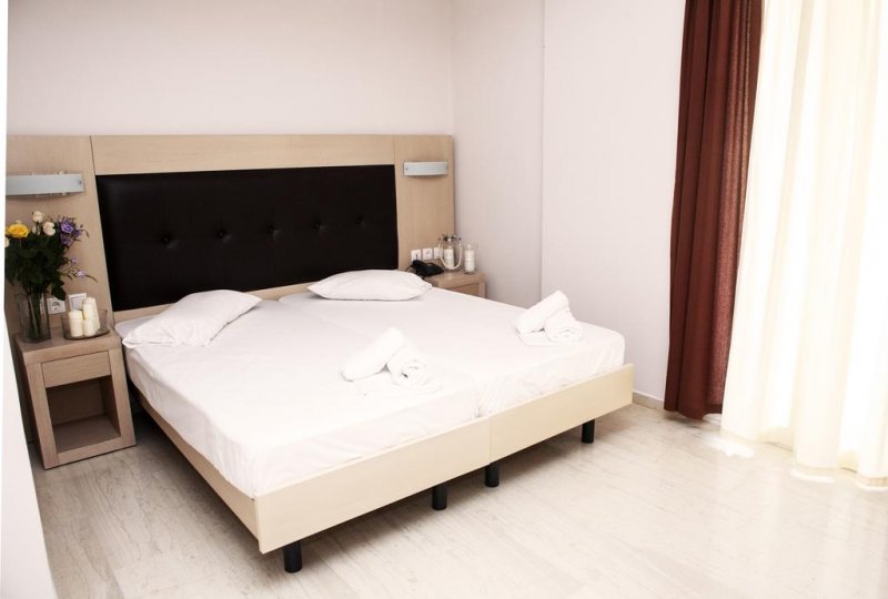 Adani Hotel - Снимка 8