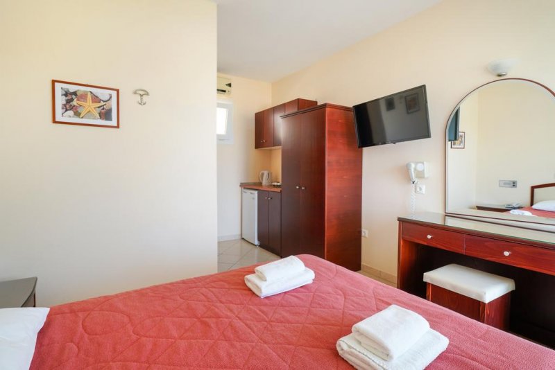 Sunny Hotel Thassos - Снимка 1