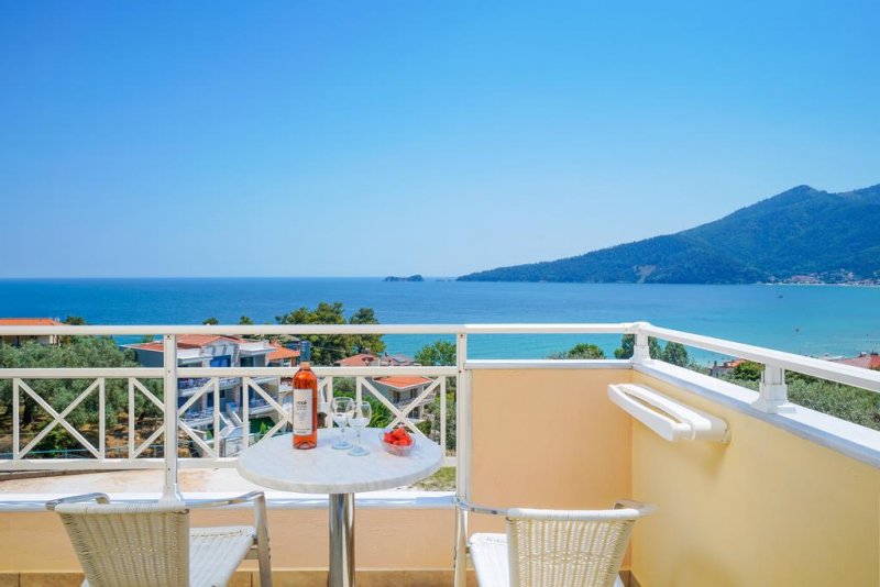 Sunny Hotel Thassos - Снимка 1