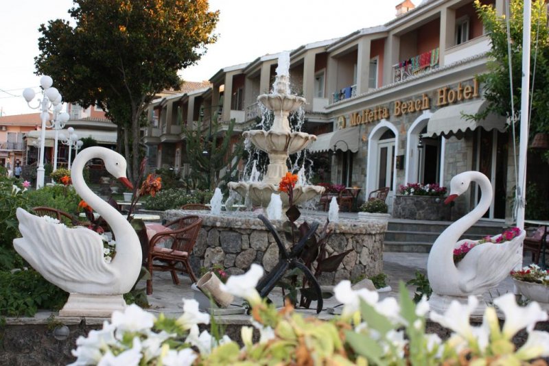 Molfetta Beach Hotel - Снимка 1