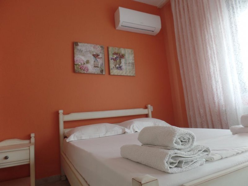 Antique The Hotel - Снимка 10