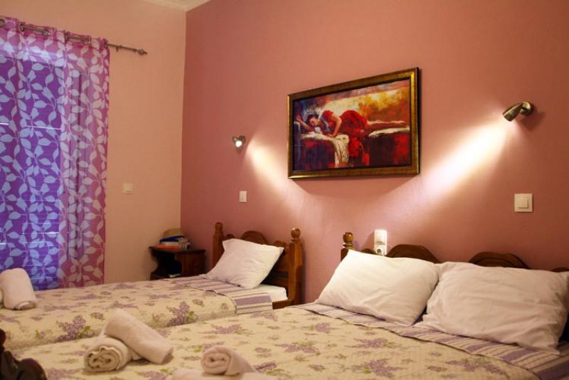 Antique The Hotel - Снимка 3