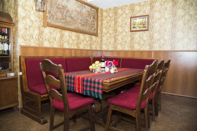 Хотел Емали - Снимка 1