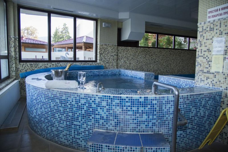 Хотел Емали - Снимка 11