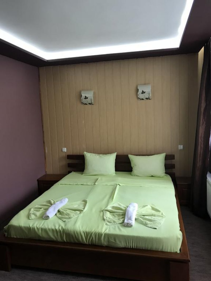 Комплекс Каталина - Снимка 10