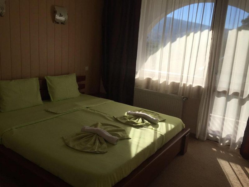 Комплекс Каталина - Снимка 10