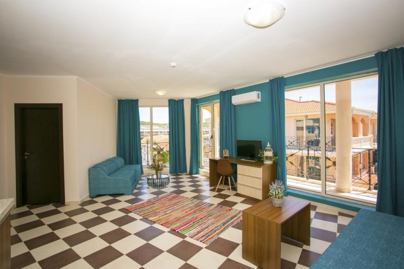 Апартхотел Хасиенда Бийч - Снимка 11