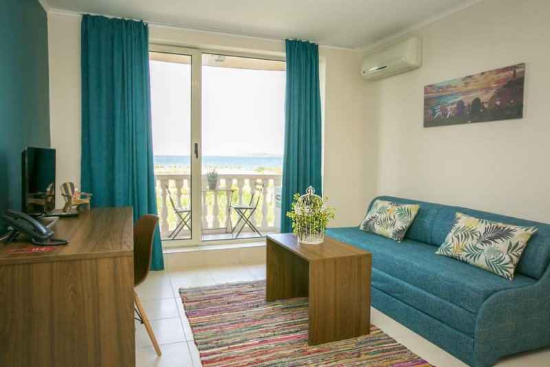 Апартхотел Хасиенда Бийч - Снимка 4