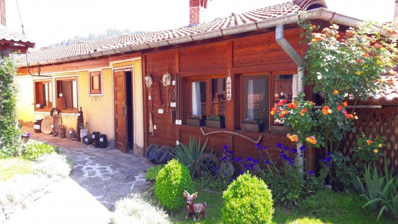 Kъща за гости Колорит - Снимка 9