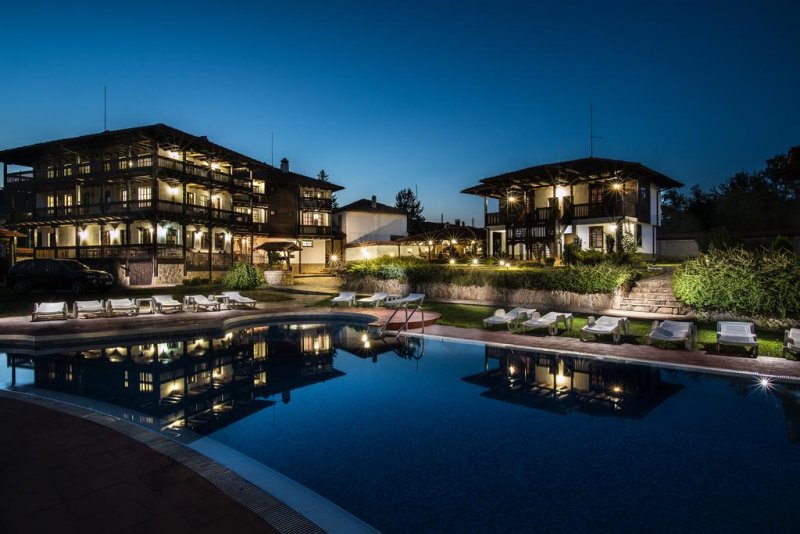 Хотелски комплекс Еленски Ритон - Снимка 0