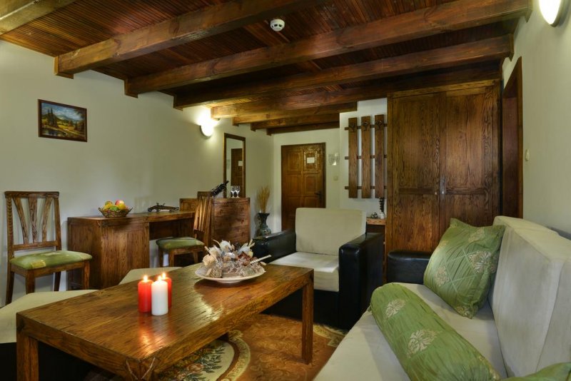 Хотелски комплекс Еленски Ритон - Снимка 9