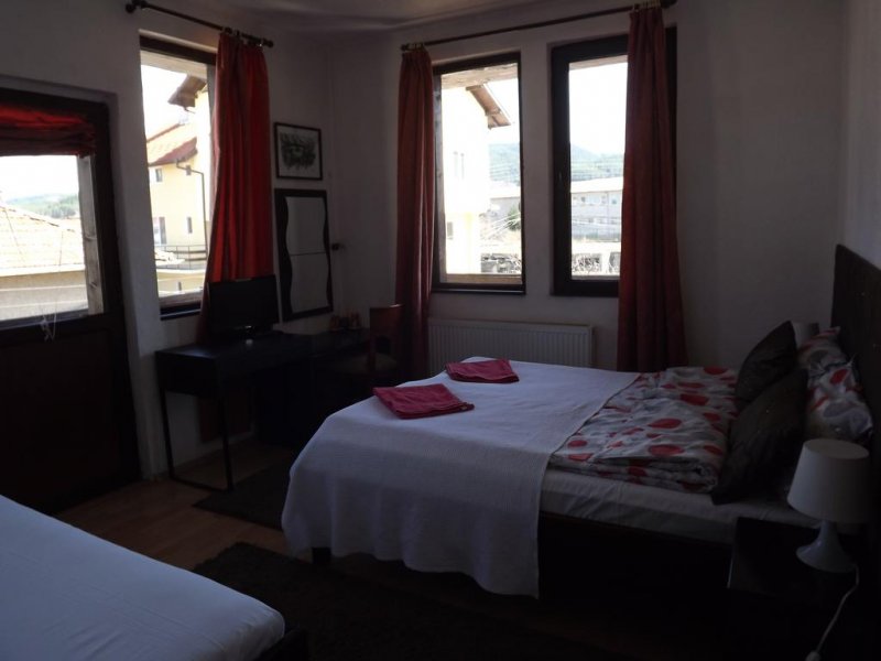 Къща за гости Елит - Снимка 8