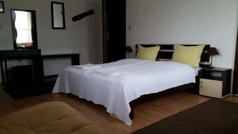 Къща за гости Елит - Снимка 1