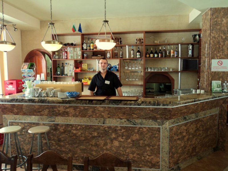 Семеен хотел Дейзи - Снимка 4