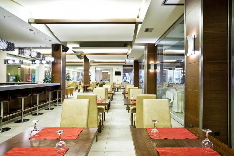 Poseidon Palace - Снимка 4