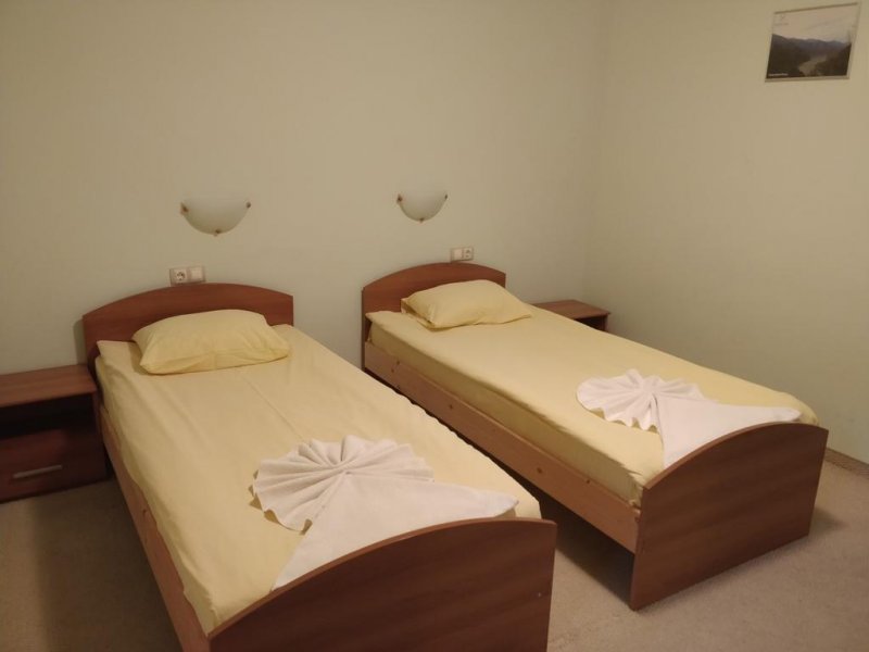 Хотел Попини Лъки - Снимка 1