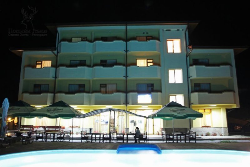 Хотел Попини Лъки - Снимка 11