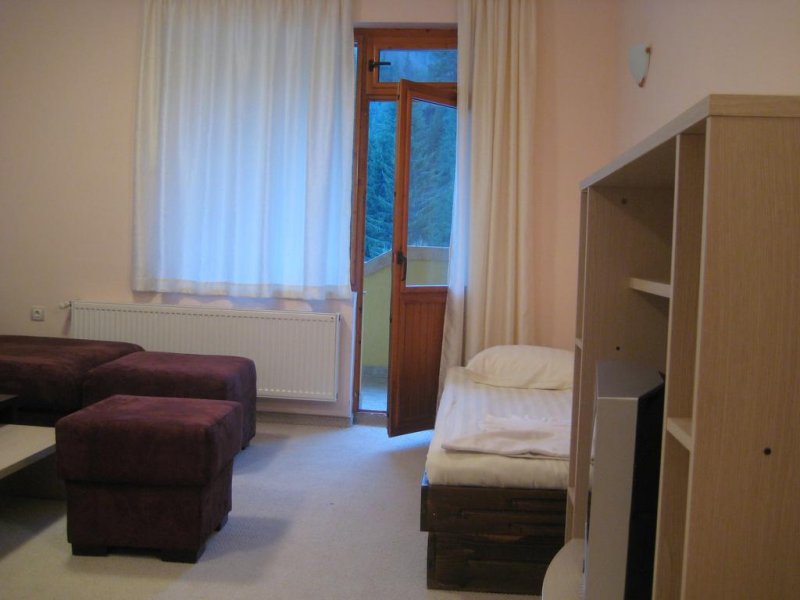 Хотел Попини Лъки - Снимка 11