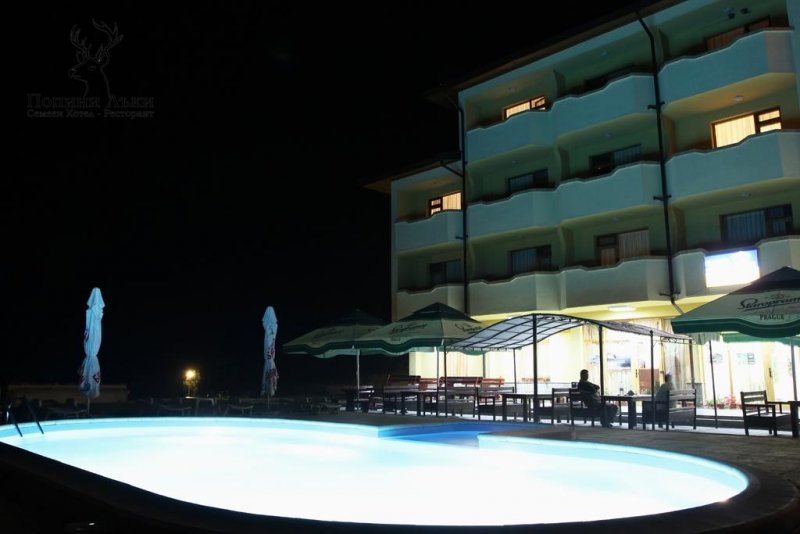 Хотел Попини Лъки - Снимка 9