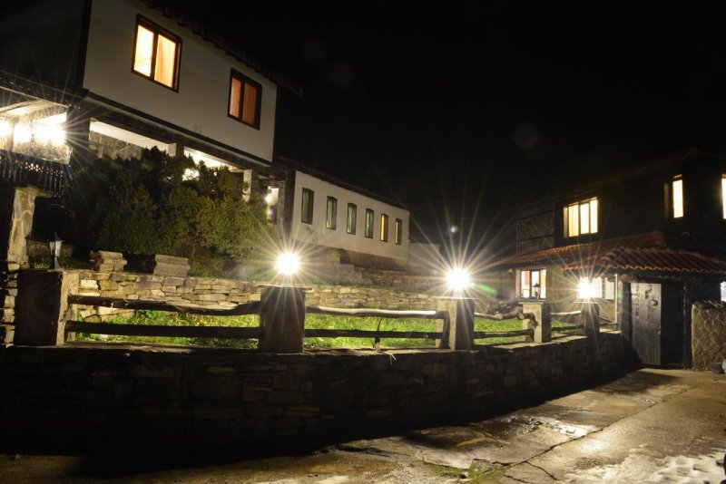 Къщи за гости Робин Худ - Снимка 3