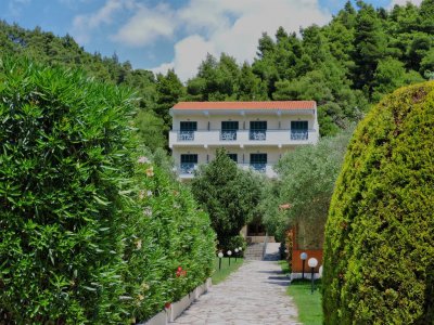 Julia Hotel Fourka - Снимка 7