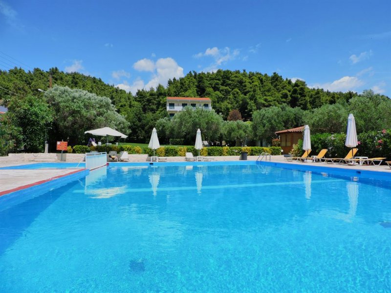 Julia Hotel Fourka - Снимка 10