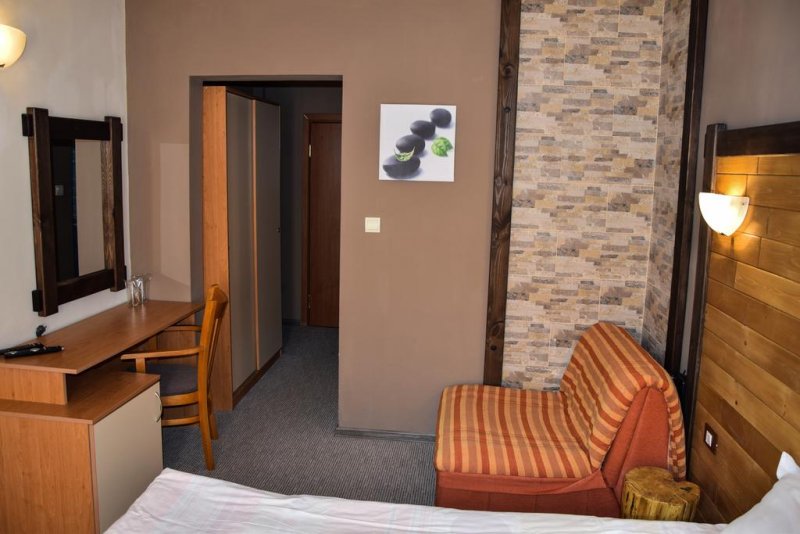 Хотел Флора - Снимка 10