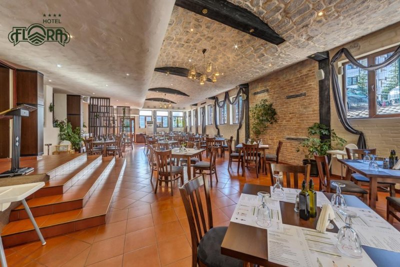 Хотел Флора - Снимка 4