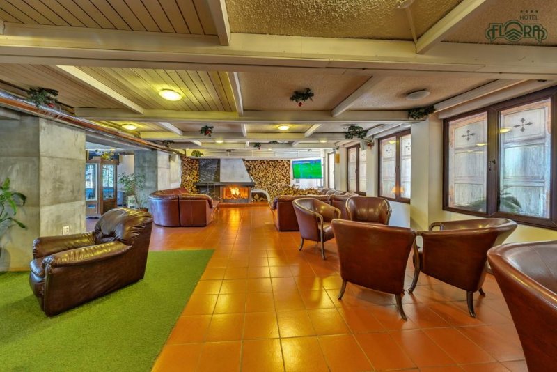 Хотел Флора - Снимка 9