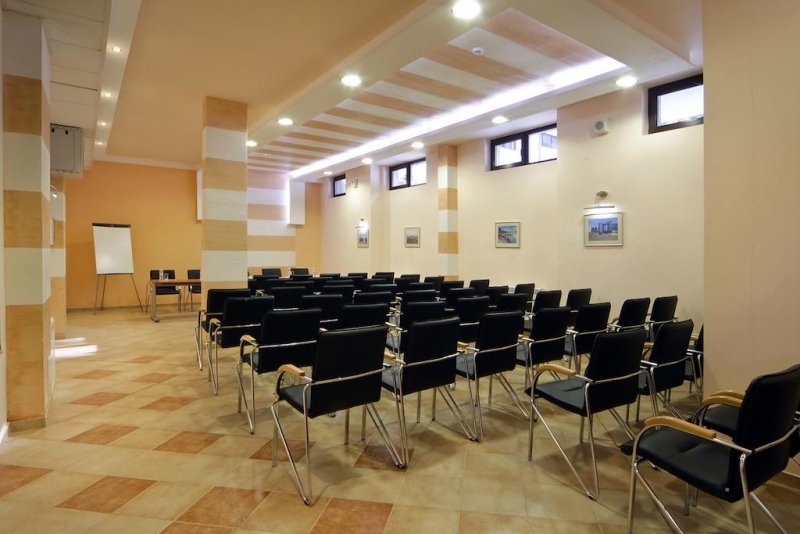 Хотел Флора - Снимка 7