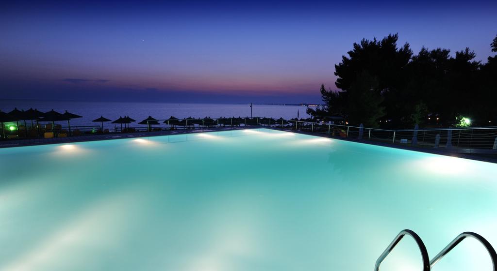 Ранни записвания: 3 нощувки със закуски и вечери в хотел Istion Club 5*, Халкидики, Гърция през Май! - Снимка 31