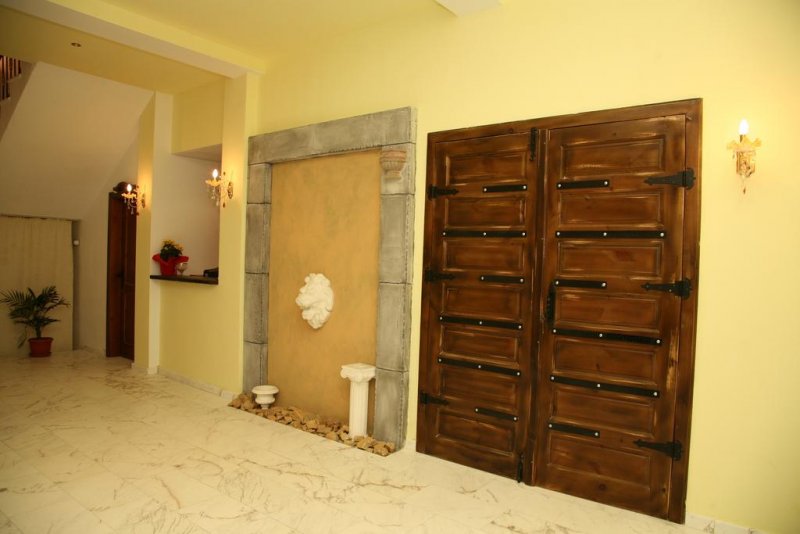 Бутиков Хотел Колозео - Снимка 2