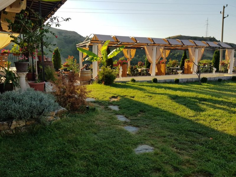 Бутиков Хотел Колозео - Снимка 8