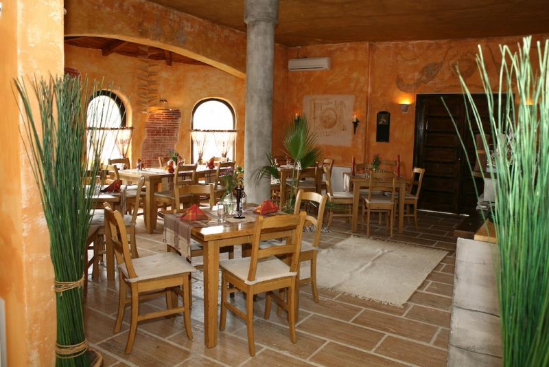 Бутиков Хотел Колозео - Снимка 10