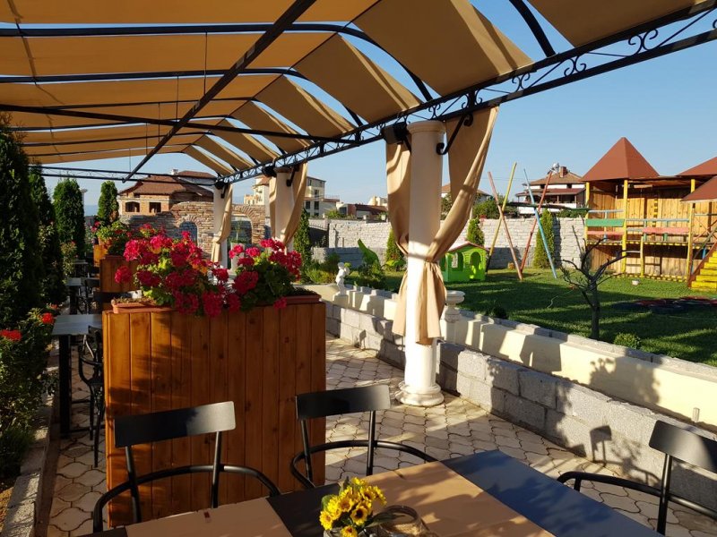 Бутиков Хотел Колозео - Снимка 3