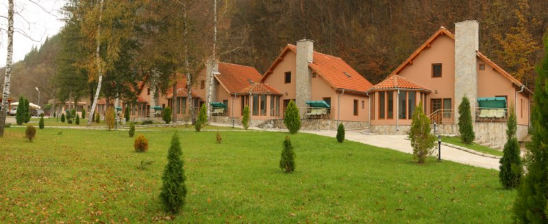 Комплекс Грийн Вилидж - Снимка 11