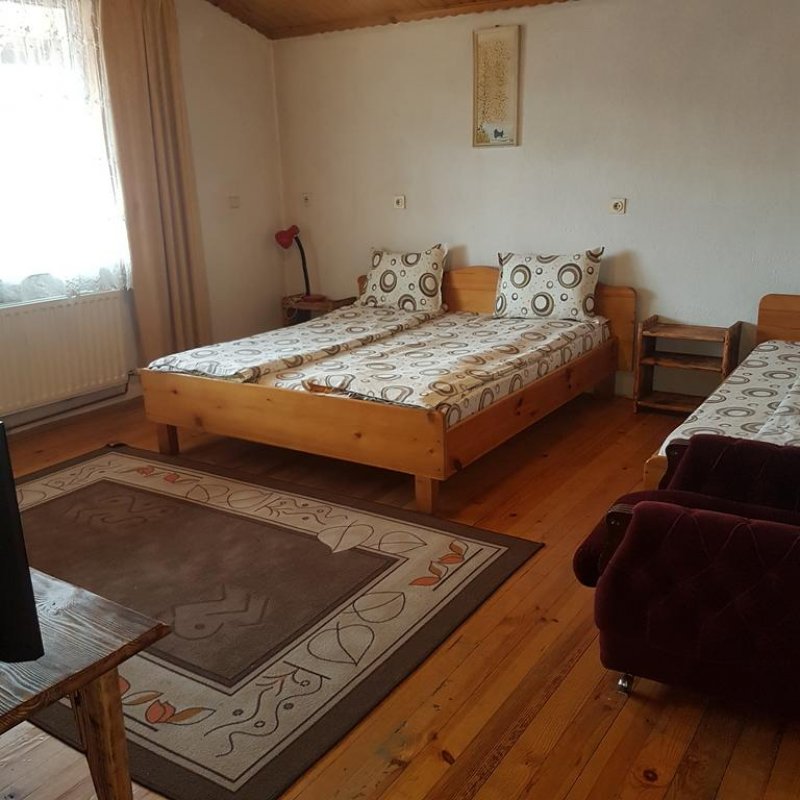 Къща за гости Хан Чардака - Снимка 2