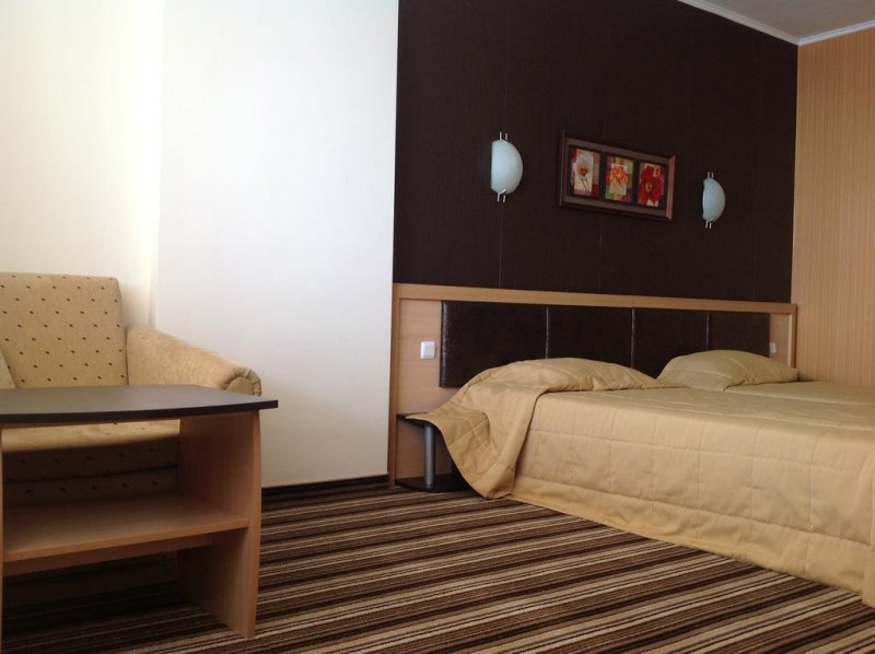 Хотел Капри - Снимка 8