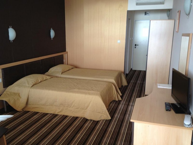 Хотел Капри - Снимка 7