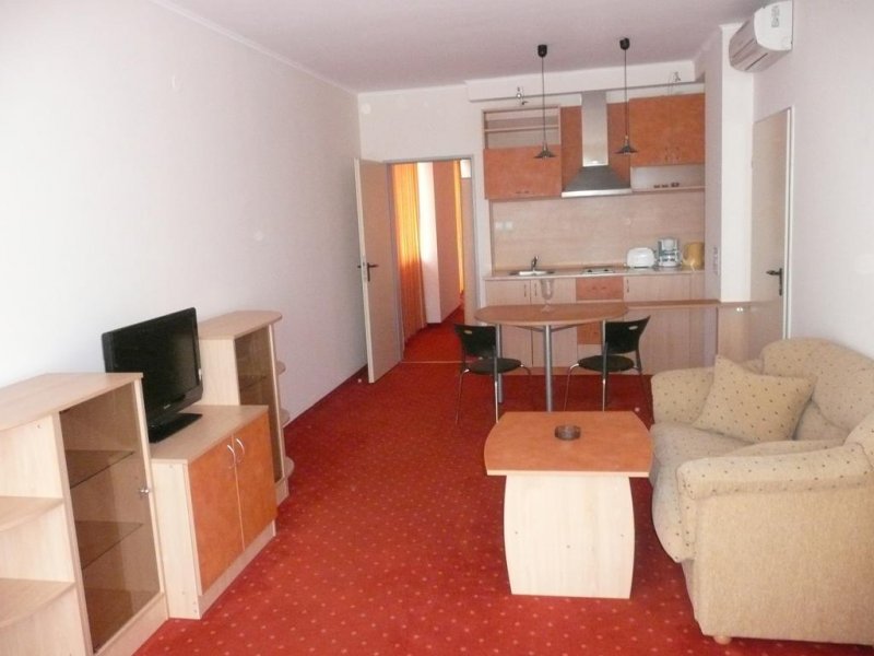 Хотел Капри - Снимка 3