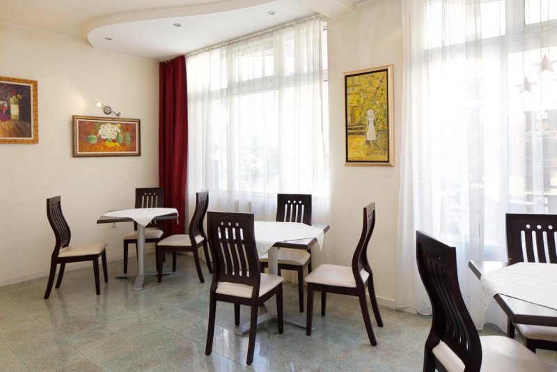 Семеен хотел Пешев - Снимка 11