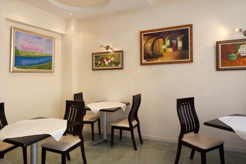 Семеен хотел Пешев - Снимка 8