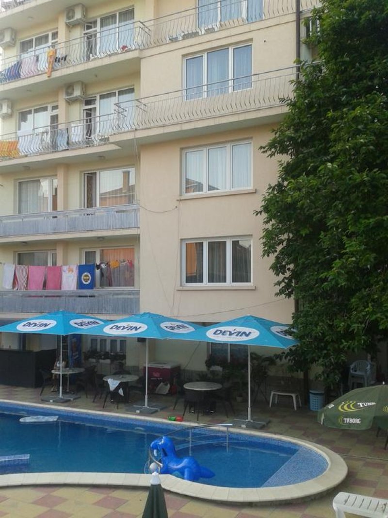 Семеен хотел Пешев - Снимка 1