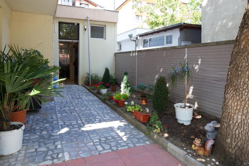 Семеен хотел Пешев - Снимка 9