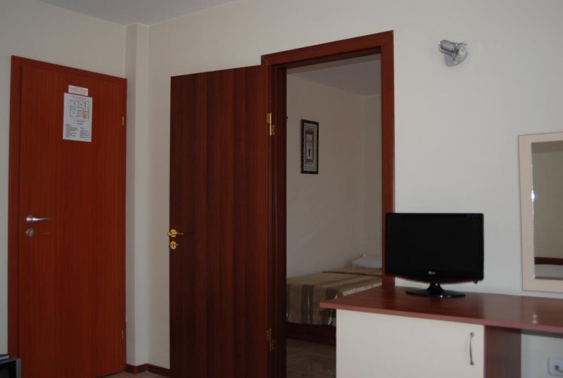 Хотел Родос Хаус - Снимка 5