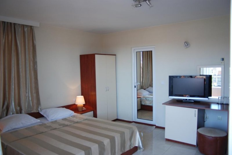 Хотел Родос Хаус - Снимка 3