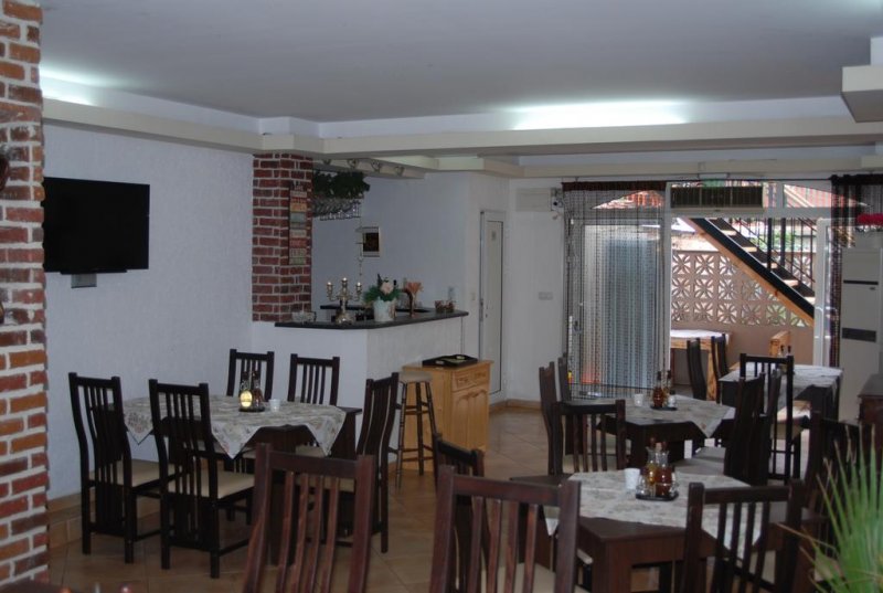 Хотел Родос Хаус - Снимка 11