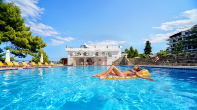 Alexander the Great Beach Hotel - Снимка 1
