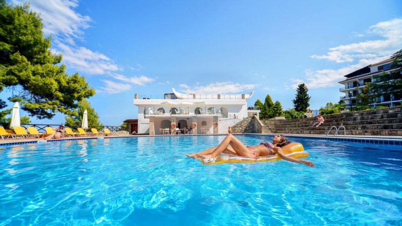 Alexander the Great Beach Hotel - Снимка 3