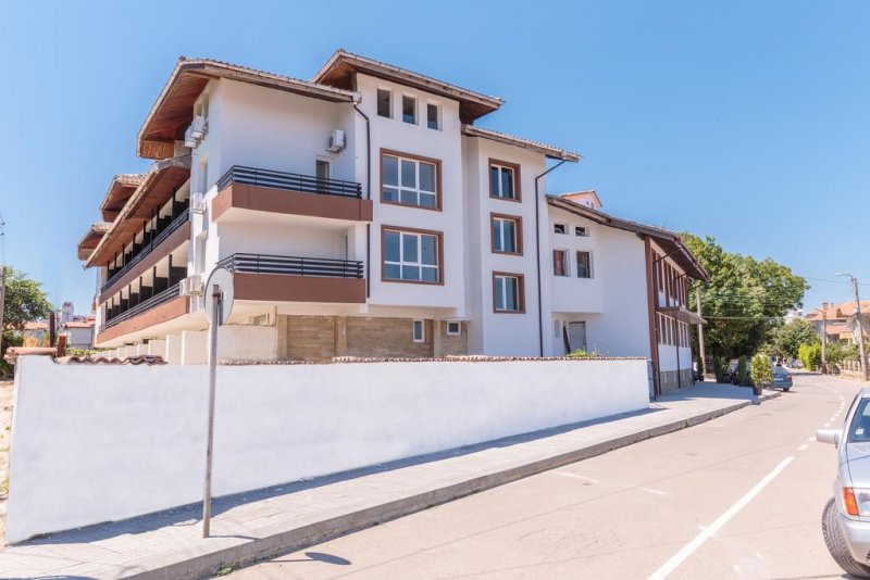 Хотел Черноморец - Снимка 3